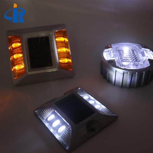 <h3>Square Solar Road Stud Light For Motorway In South Africa-RUICHEN</h3>
